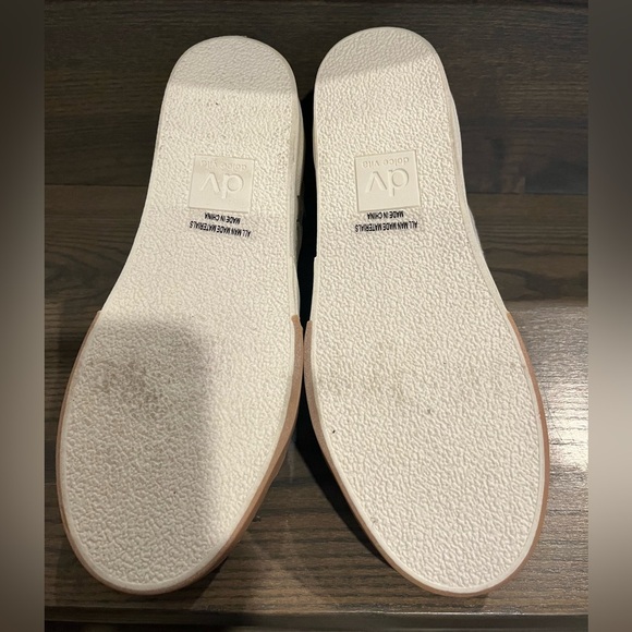 DV by Dolce Vita Harryson Helix Lace Sneaker 9 - Picture 5 of 9